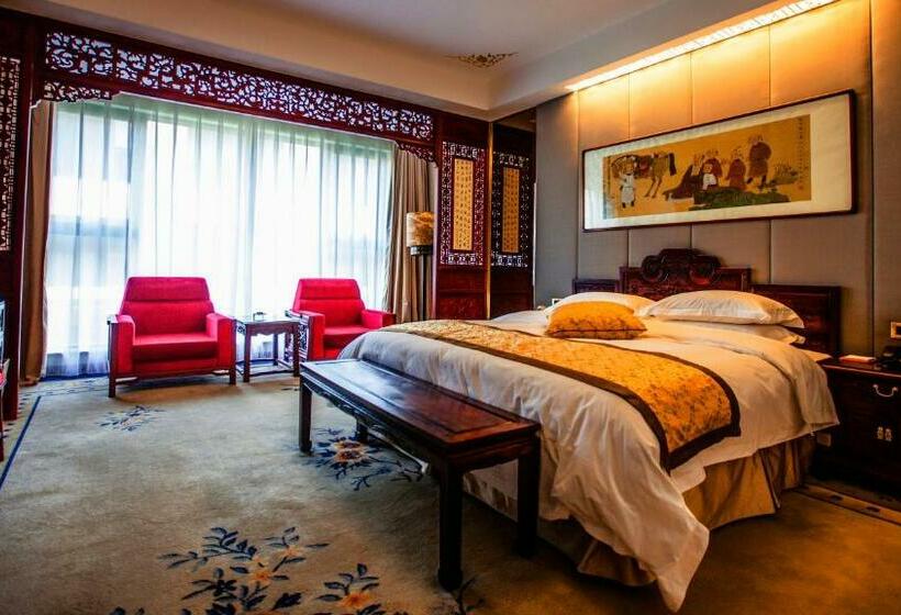 Номер Стандарт, Imperial Palace