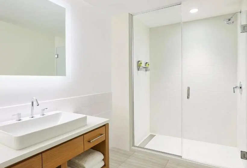 Standard-huone King-vuode, Element Austin Downtown