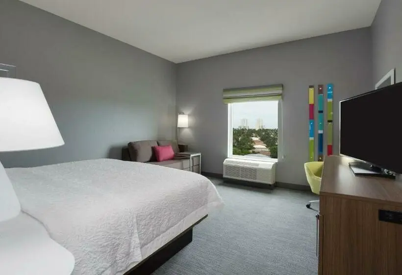 キングサイズベッドのスタンダードルーム, Hampton Inn Fort Lauderdale Pompano Beach
