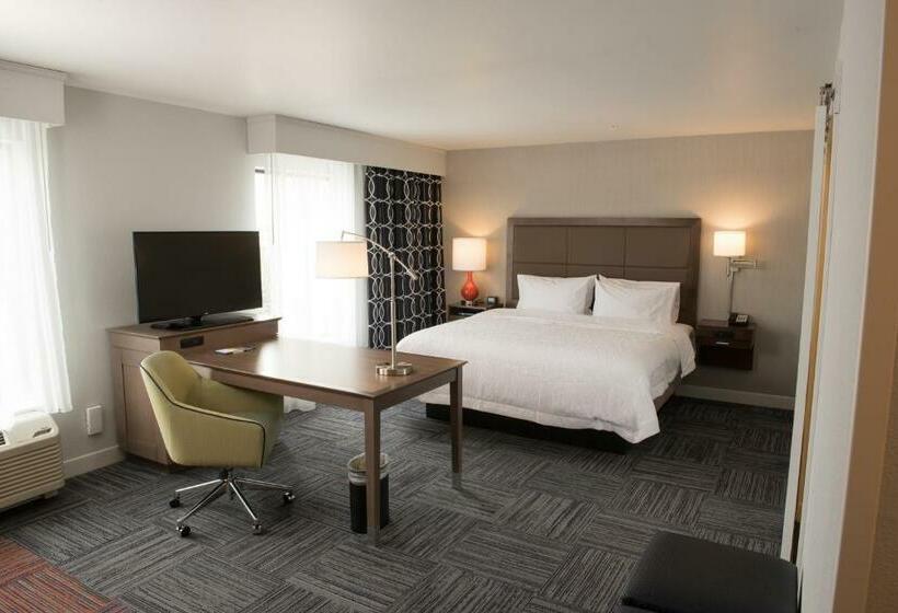 Люкс Executive Кровать Кинг, Hampton Inn & Suites Bay City