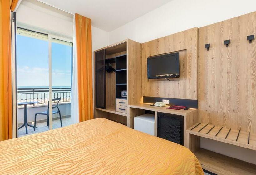 Familienzimmer, Nettuno