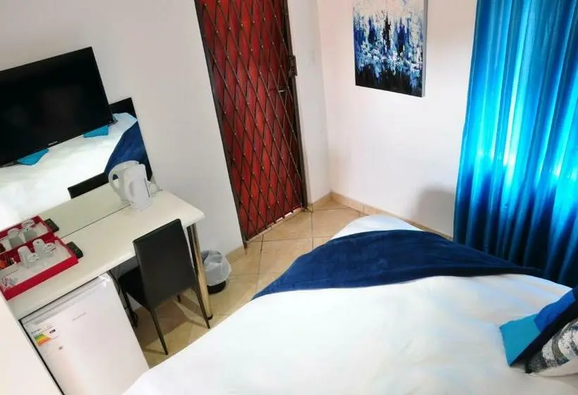 اتاق خانوادگی, Me Casa Guest House