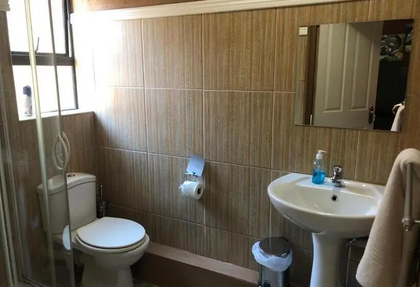 اتاق راحتی سه تخته, Me Casa Guest House