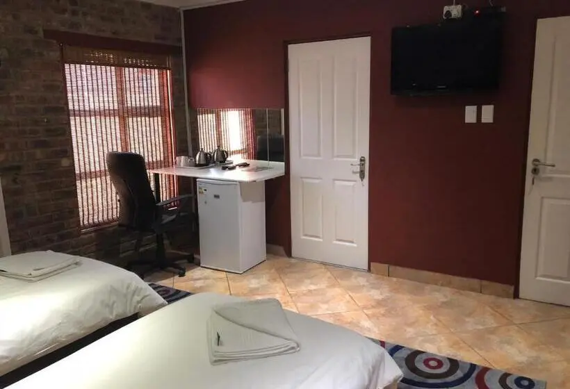 اتاق راحتی سه تخته, Me Casa Guest House