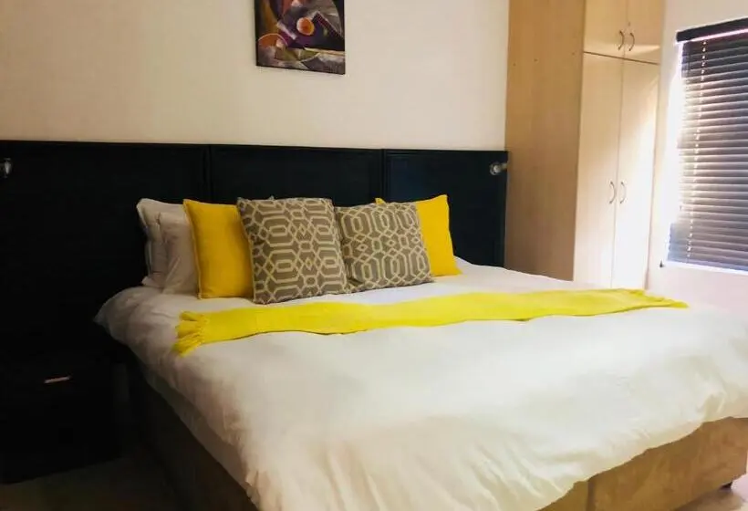 اتاق لوکس, Me Casa Guest House