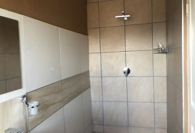اتاق لوکس, Me Casa Guest House