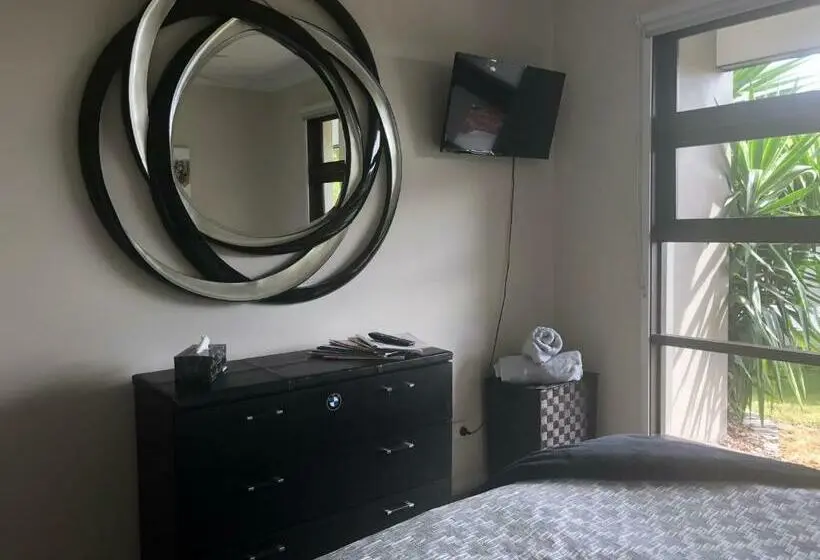 デラックスルーム, Bella Vista Bed And Breakfast Of Raby Bay