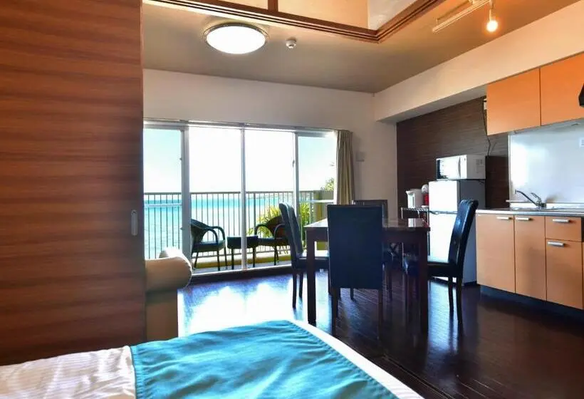 デラックスの4人部屋, Churaumi On The Beach Motobu