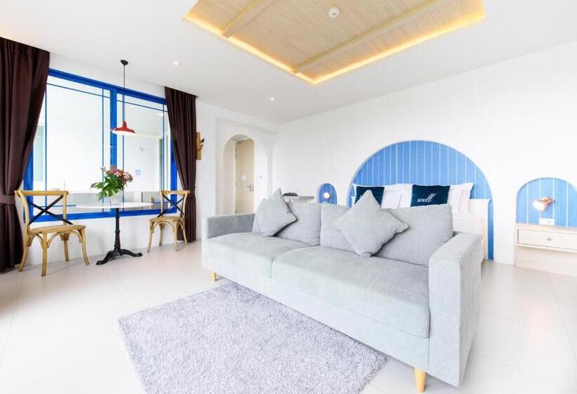 اتاق لوکس با چشمانداز دریا, Costa Village Bangsaray