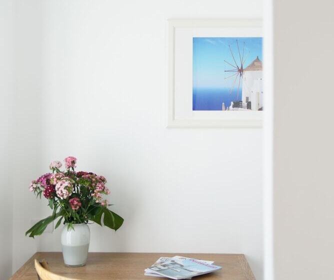 اتاق لوکس, Costa Village Bangsaray