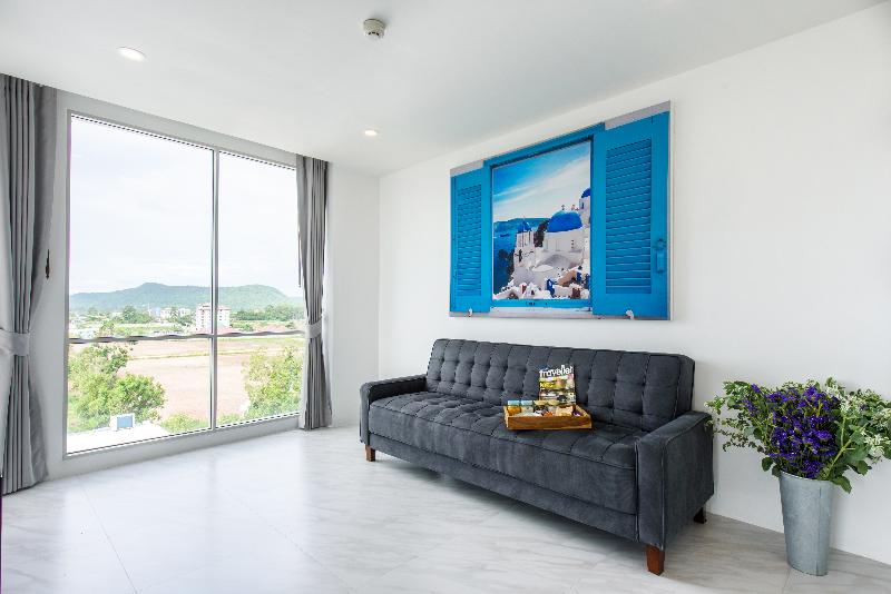 اتاق لوکس, Costa Village Bangsaray