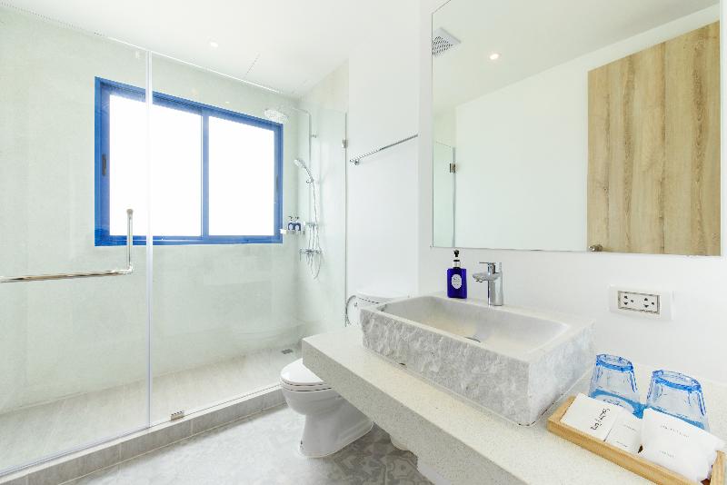 اتاق لوکس, Costa Village Bangsaray