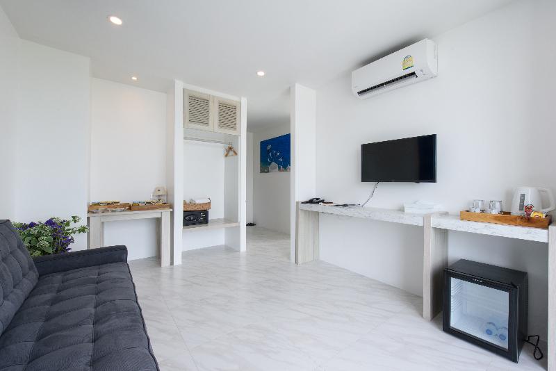 اتاق لوکس, Costa Village Bangsaray