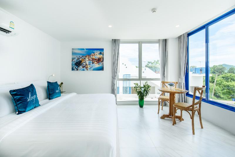 اتاق لوکس, Costa Village Bangsaray