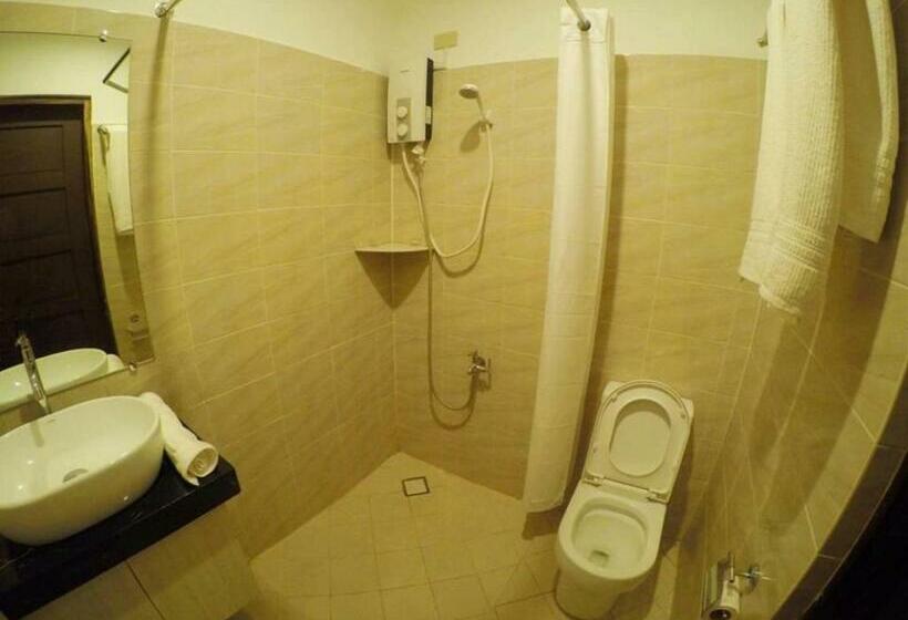 اتاق استاندارد, Golden Gate Suites