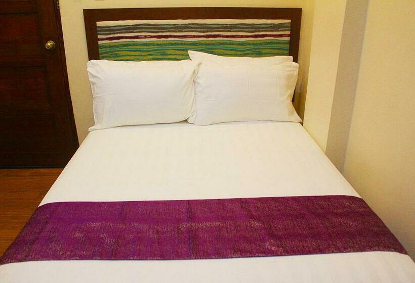 اتاق استاندارد, Golden Gate Suites