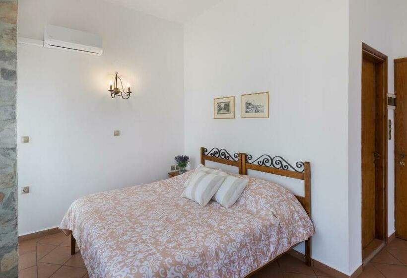 اتاق استاندارد, Iliada Rooms