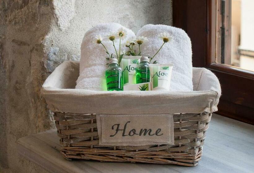 اتاق استاندارد, Iliada Rooms