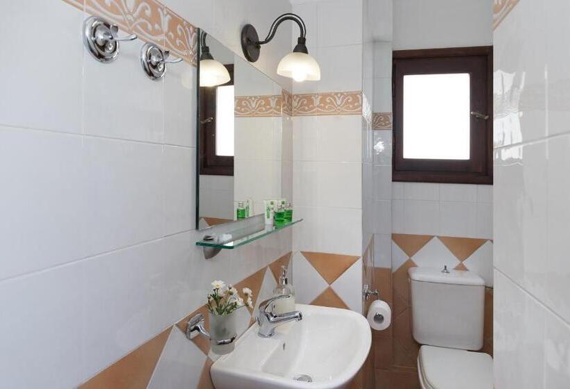 اتاق استاندارد با تخت بزرگ, Iliada Rooms