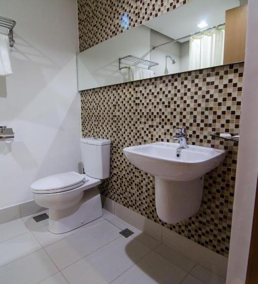 اتاق استاندارد چهار تخته, Madison Hotel Phl