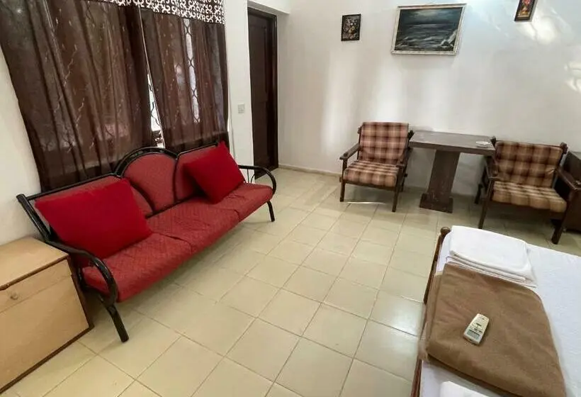 اتاق لوکس با بالکن, Mi Casa By The Sea