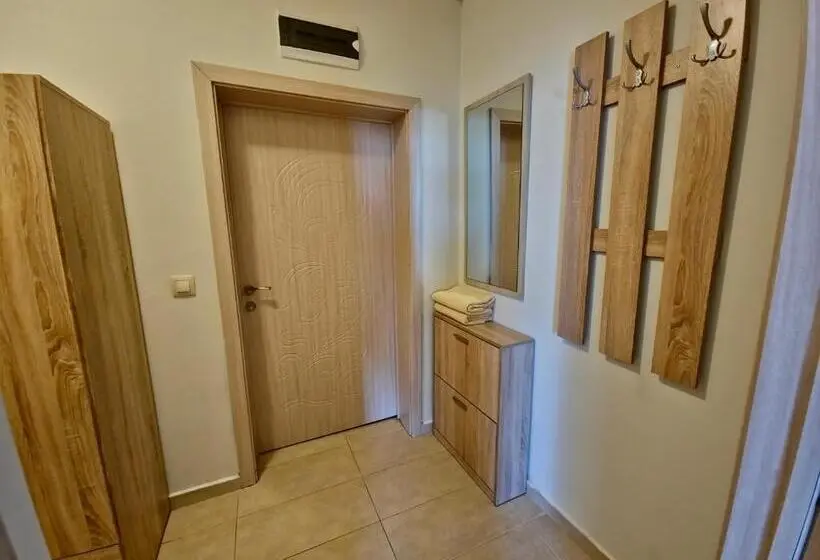 استودیوی استاندارد, Diamond Beach Sarafovo By Kp