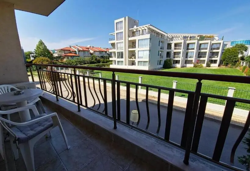 استودیوی استاندارد, Diamond Beach Sarafovo By Kp