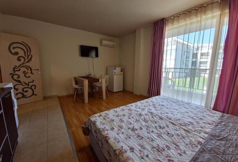 スタンダードスタジオ, Diamond Beach Sarafovo By Kp