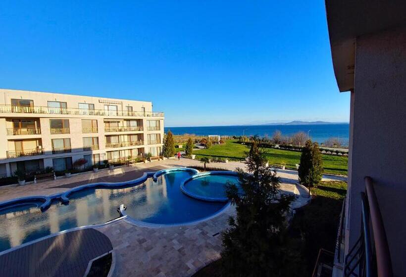 プールの見える1ベッドルームアパートメント, Diamond Beach Sarafovo By Kp