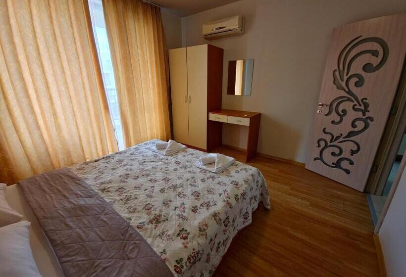 プールの見える1ベッドルームアパートメント, Diamond Beach Sarafovo By Kp