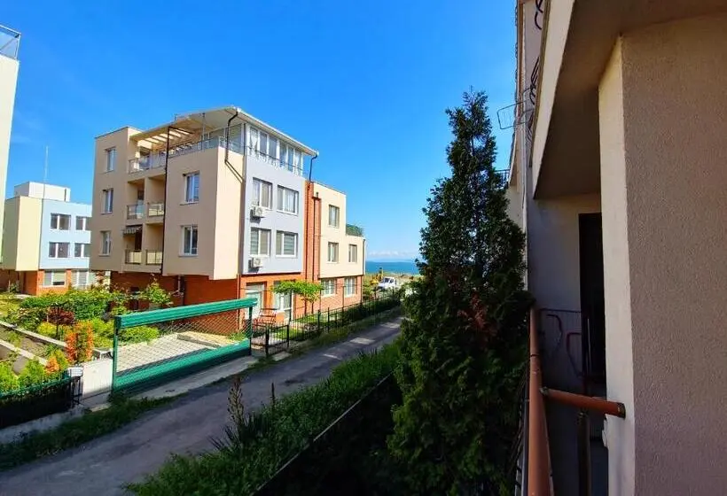 آپارتمان 1 خوابه با چشم‌انداز باغ, Diamond Beach Sarafovo By Kp