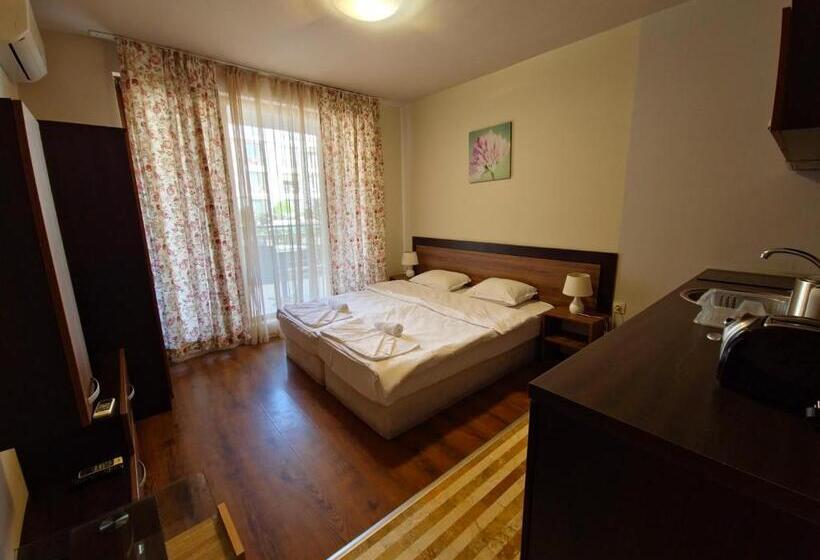 プールビュースタンダードステューディオ, Diamond Beach Sarafovo By Kp