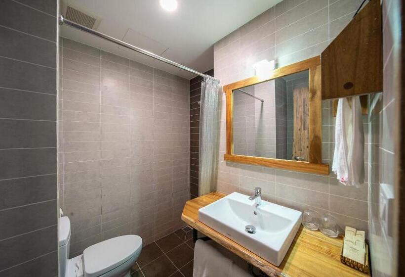 اتاق لوکس, 9station Hostel & Bar Phu Quoc