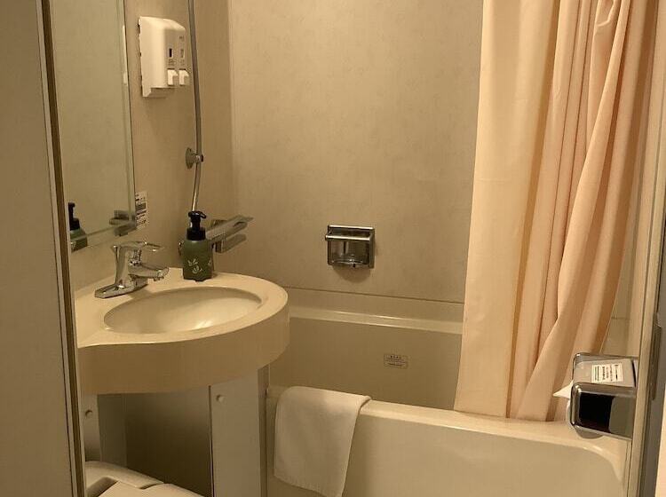 غرفة قياسية, Crown Hills Niigata