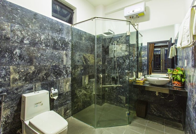 اتاق خانوادگی, Hoi An Hideaway Villa