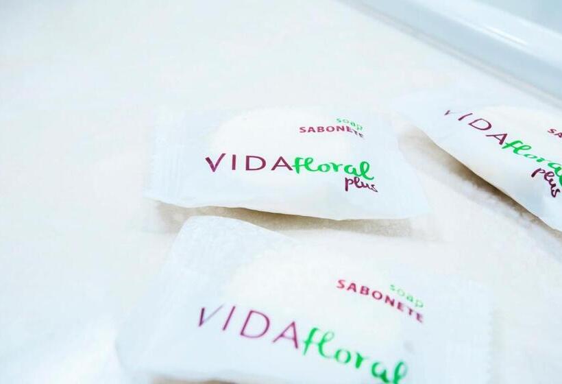 غرفة قياسية متصلة, Itapema Meia Praia