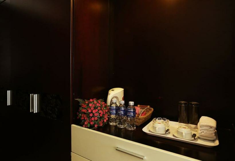 اتاق سوپریور, La Lanette Hotel Hue