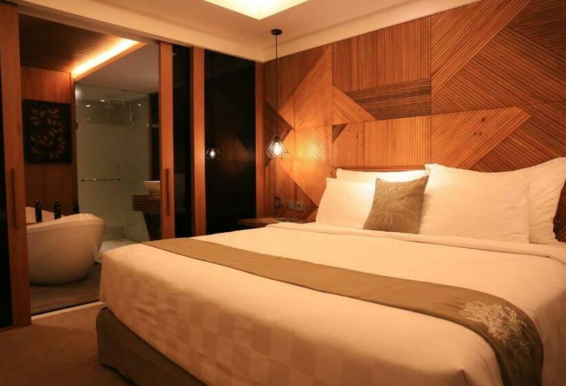 شقة دور أخير غرفتين نوم, The Crystal Luxury Bay Resort Nusa Dua