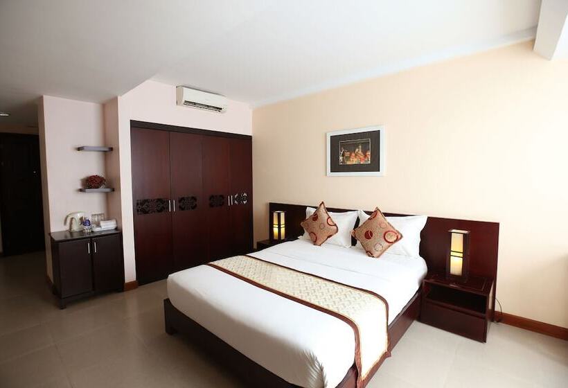 اتاق لوکس, La Lanette Hotel Hue