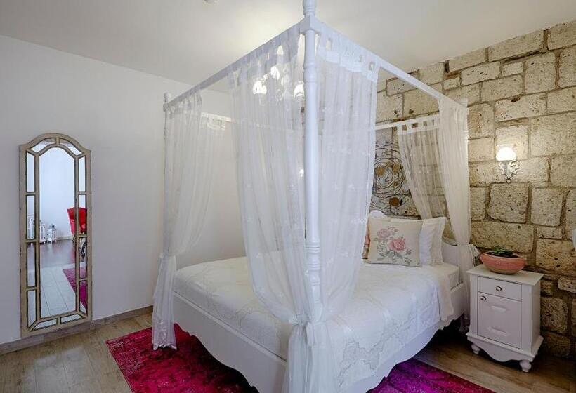 اتاق استاندارد با تخت بزرگ, Gobene Alacati