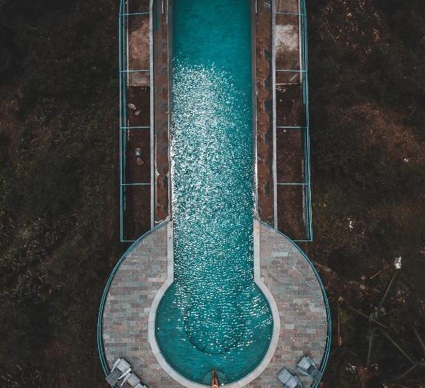 فيلا 5 غرف نوم, Sumberkima Hill Retreat