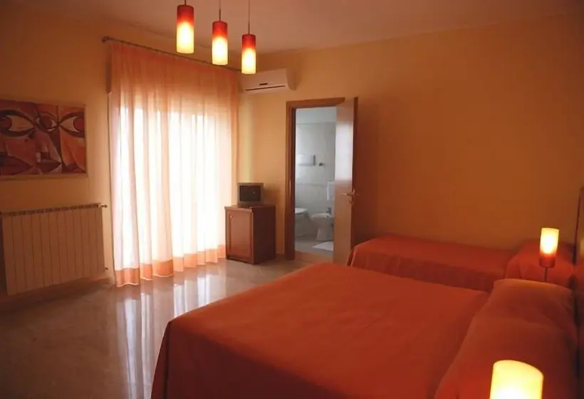 اتاق استاندارد سه نفره, B&b Orchidea