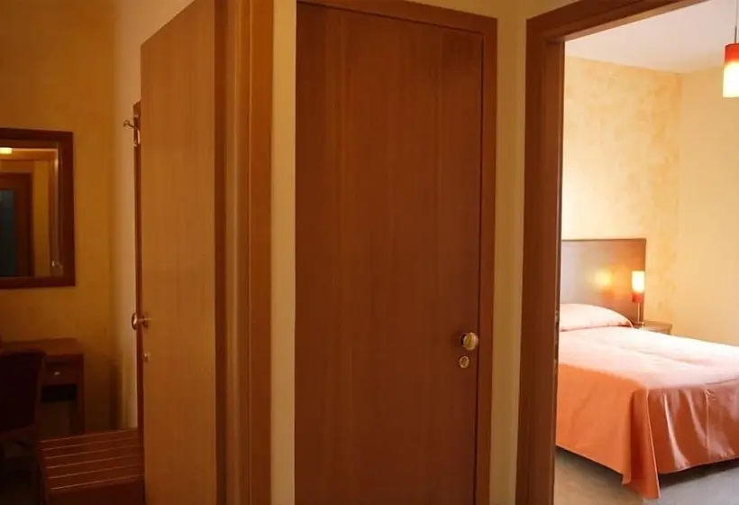 اتاق استاندارد چهار تخته, B&b Orchidea