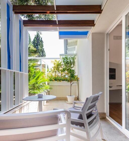 Номер Стандарт с Балконом, Calapetra Resort