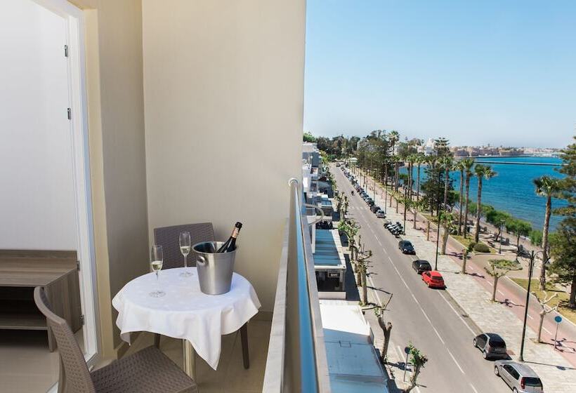 オーシャンビューの１ベッドルームデラックスアパート, Orpheus Studios