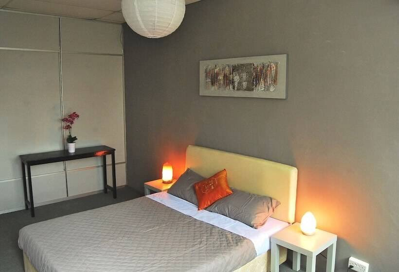 Standardrum, Borneo Seahare Guesthouse   Hostel