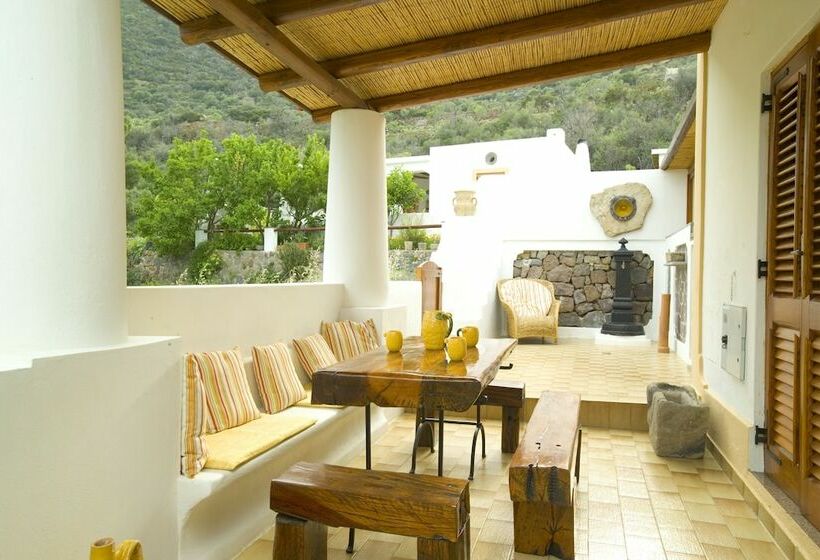 スタンダードトリプルルーム, B&b Da Luca