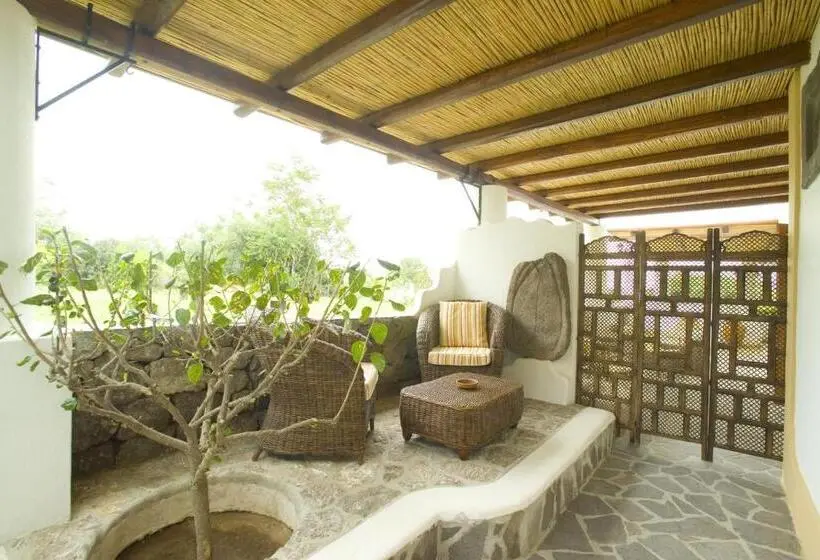 اتاق اساندارد با چشمانداز جانبی به دریا, B&b Da Luca