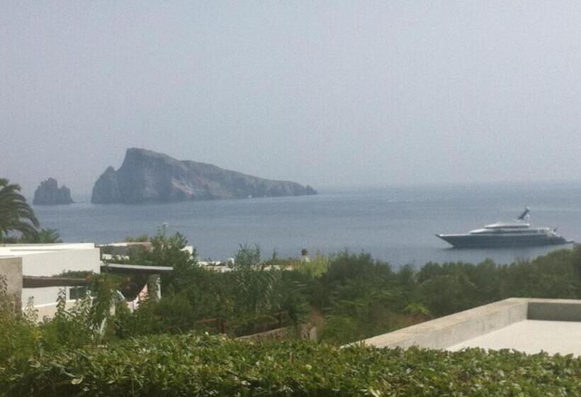 オーシャンビュースタンダードルームテラス付き, B&b Da Luca