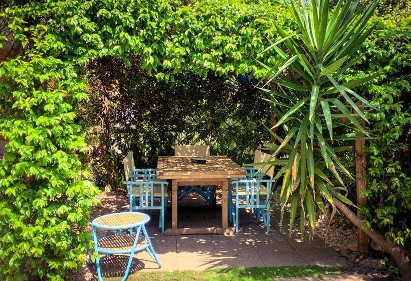 Апартаменты 1 Спальня Вид на Сад, Le Pinette